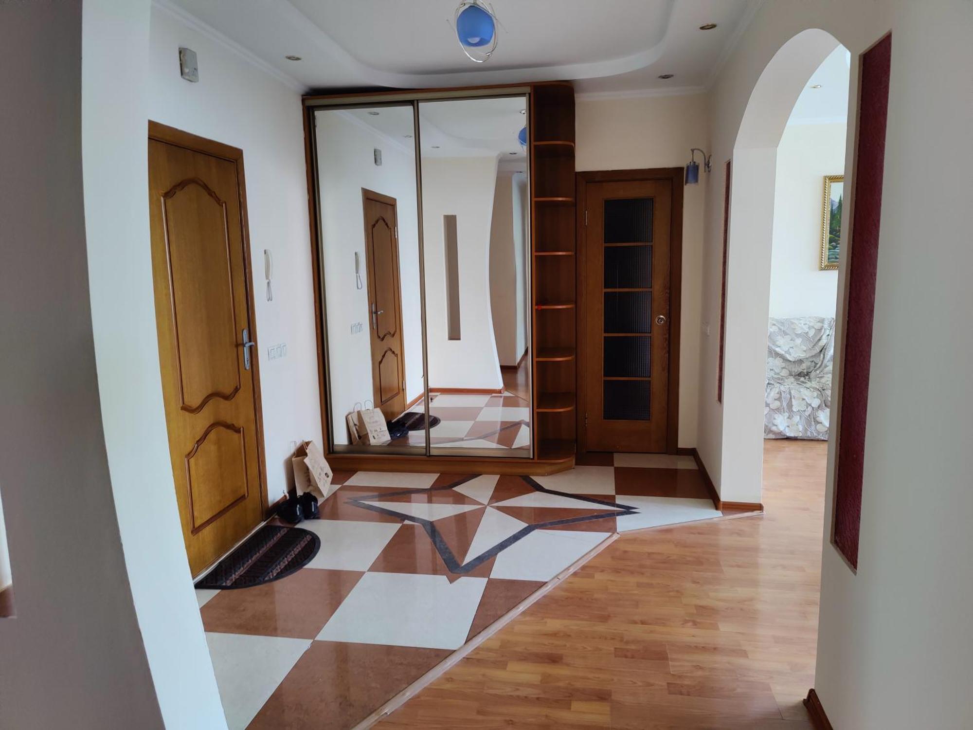Улица Гоголя 2 Апартаменты 180 Метров Almaty Eksteriør billede