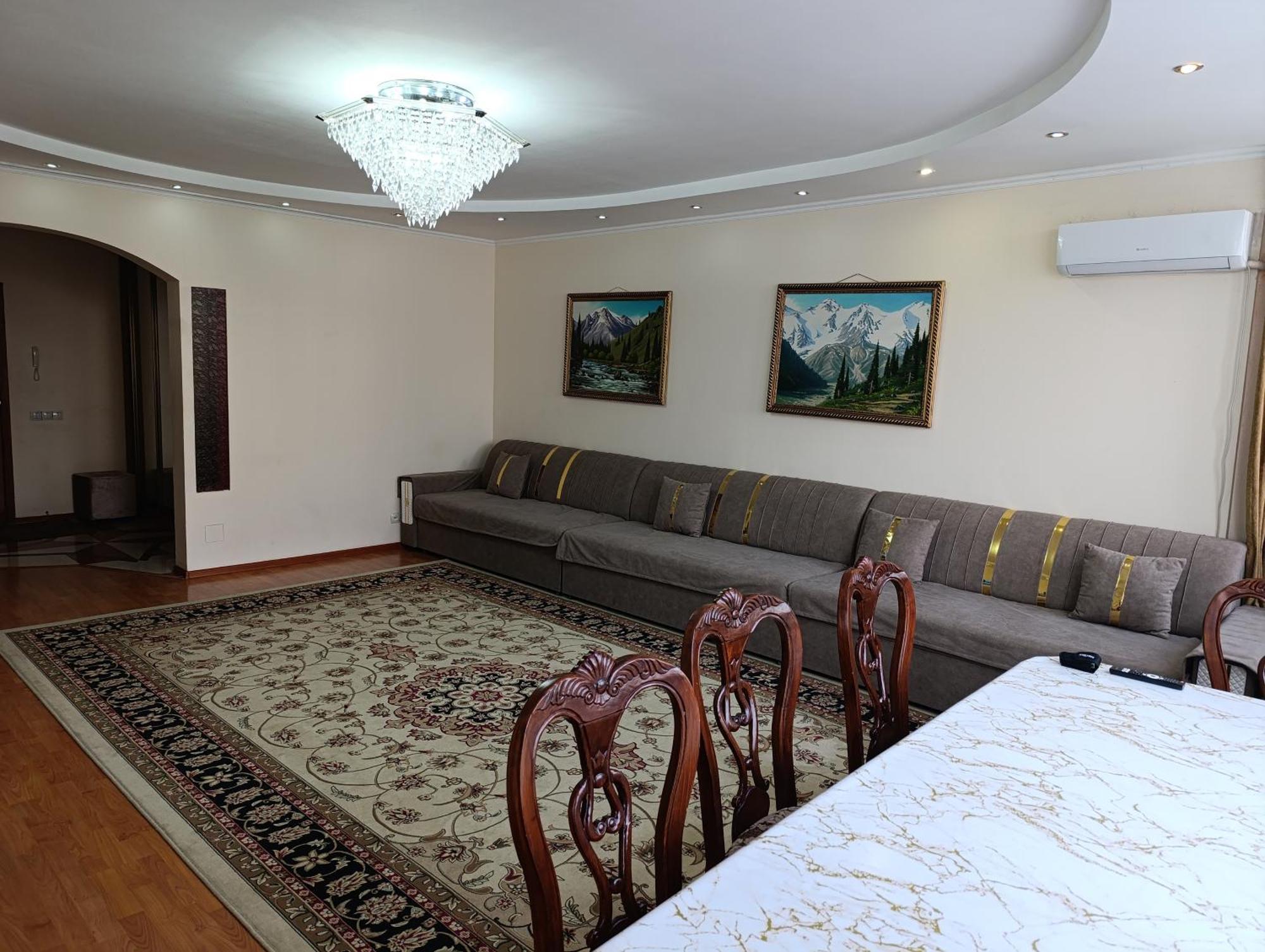 Улица Гоголя 2 Апартаменты 180 Метров Almaty Eksteriør billede